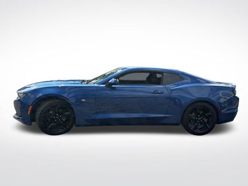 Used 2022 Chevrolet Camaro LT w/ Technology Package RWD image 4