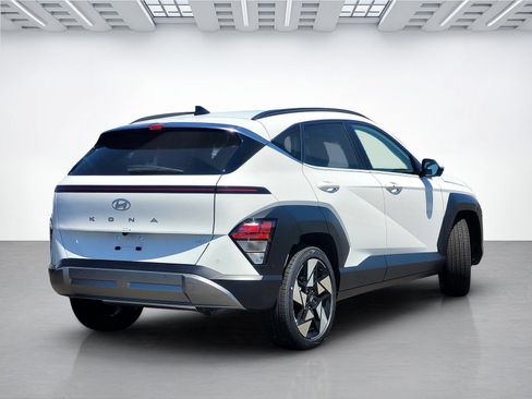 New 2026 Hyundai Kona Limited FWD image 4