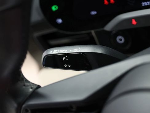 Used 2022 Porsche Taycan 4 Cross Turismo w/ Technology Package image 26