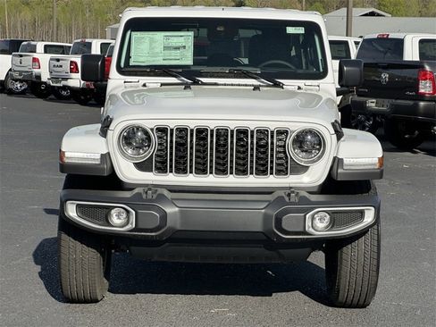 New 2025 Jeep Wrangler Sahara image 10