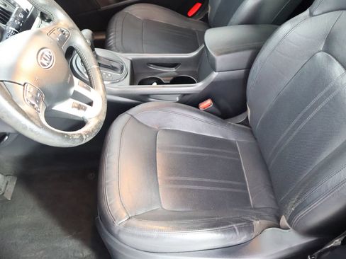 Used 2011 Kia Sportage SX w/ Premium Pkg w/Leather Seats AWD/4WD image 22