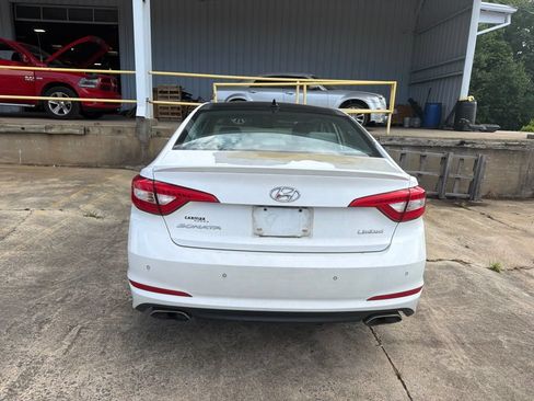 Used 2016 Hyundai Sonata Limited w/ Option Group 05 FWD image 4