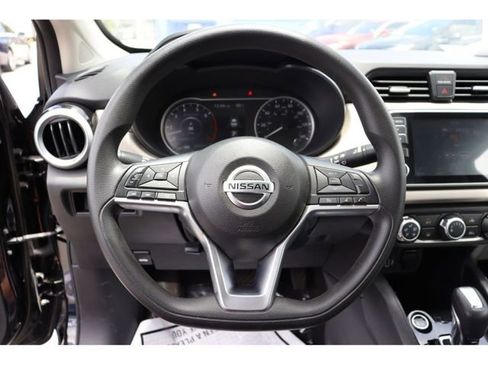 Used 2021 Nissan Versa SV image 21
