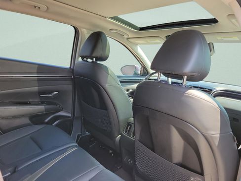 Certified 2023 Hyundai Tucson Limited AWD/4WD image 36