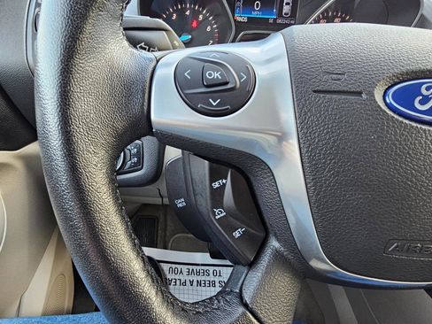 Used 2015 Ford Escape SE w/ Equipment Group 201A FWD image 37