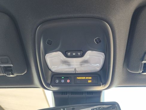 New 2026 GMC Canyon AT4 image 39