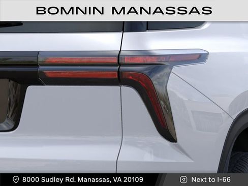 New 2026 Chevrolet Traverse LT FWD image 11