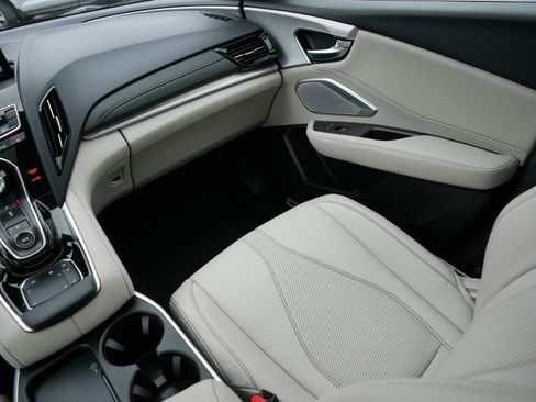 Certified 2025 Acura RDX SH-AWD w/ Technology Package image 11