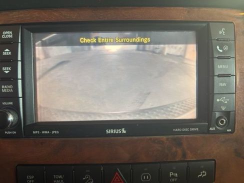 Used 2008 Jeep Commander Overland AWD/4WD image 8