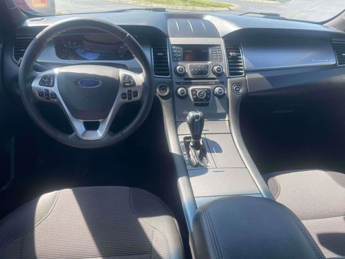 Used 2017 Ford Taurus SEL FWD image 7