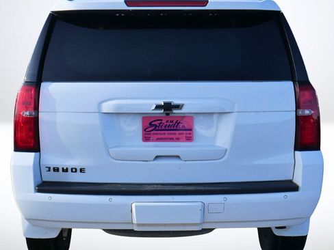 Used 2018 Chevrolet Tahoe LT image 3