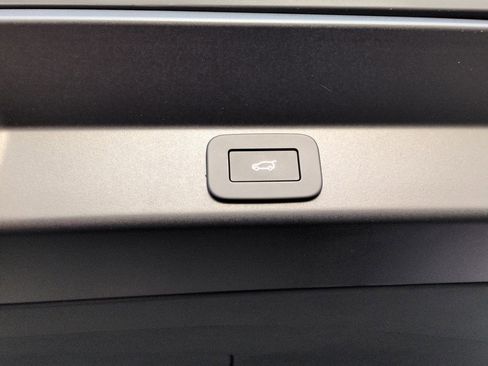 New 2026 Land Rover Range Rover Sport SE image 24