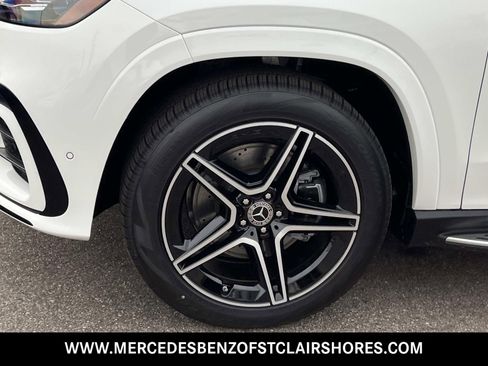 New 2026 Mercedes-Benz GLS 450 4MATIC image 10