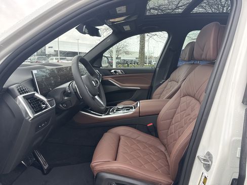 New 2026 BMW X5 sDrive40i image 10