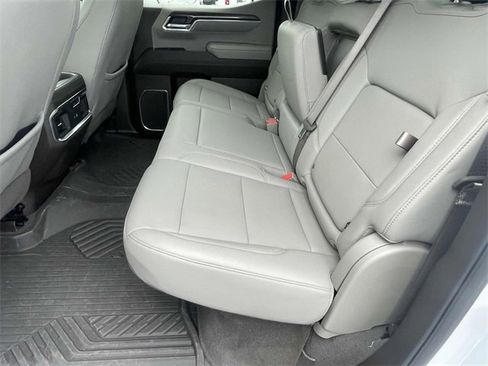 Certified 2024 Chevrolet Silverado 1500 LTZ w/ LTZ Premium Package image 12