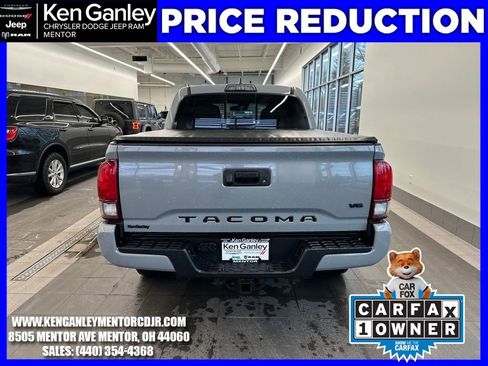 Used 2019 Toyota Tacoma TRD Sport image 8