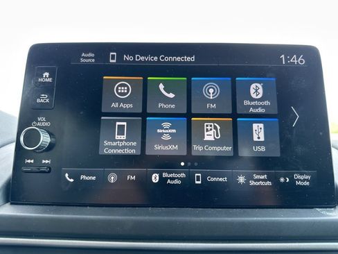 Used 2025 Honda Pilot EX-L image 22