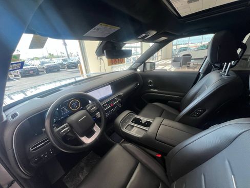 Used 2026 Hyundai Palisade Calligraphy FWD image 8