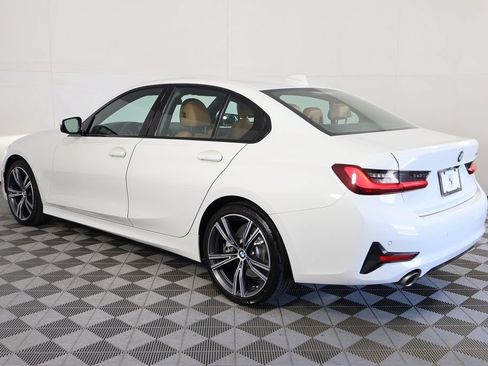 Used 2022 BMW 330i Sedan w/ Driving Assistance Package RWD image 6
