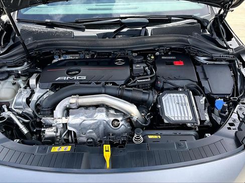 Used 2024 Mercedes-Benz GLA 35 AMG 4MATIC image 27