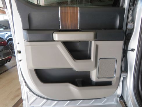 Used 2017 Ford F150 Lariat w/ Equipment Group 502A Luxury image 17