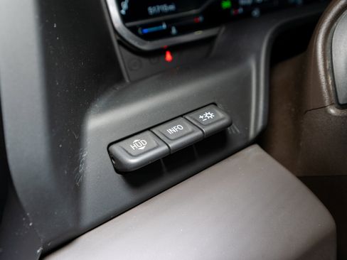 Used 2024 GMC Sierra 2500 Denali w/ Technology Package image 34