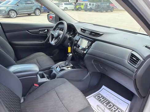 Used 2018 Nissan Rogue S FWD image 14