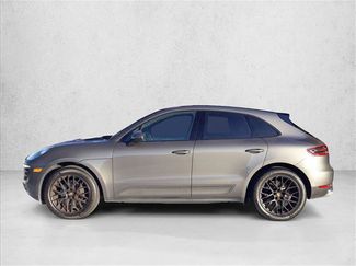 Used 2018 Porsche Macan Sport Edition video 2
