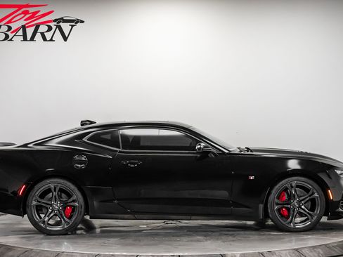 Used 2022 Chevrolet Camaro SS image 6