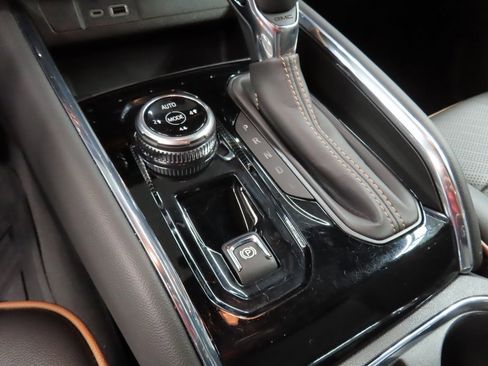 Used 2024 GMC Canyon AT4 w/ AT4 Premium Package image 52