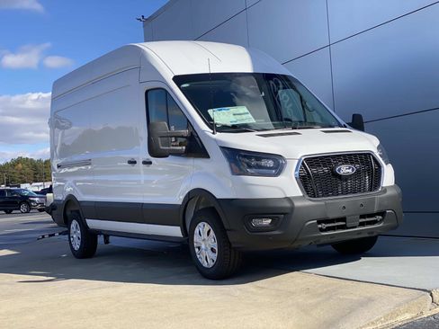 New 2026 Ford Transit 250 Base RWD w/ Exterior Upgrade Package image 2