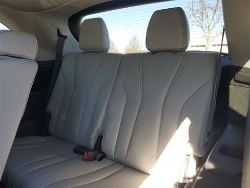 Certified 2023 Acura MDX Technology image 16