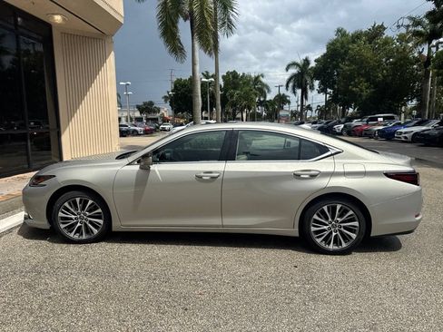Used 2020 Lexus ES 350 w/ Premium Package FWD image 10
