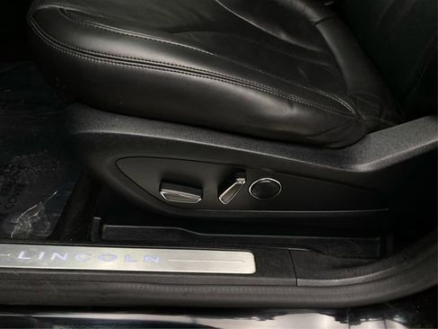 Used 2017 Lincoln MKC Reserve w/ Lincoln MKC Climate Package AWD/4WD image 24