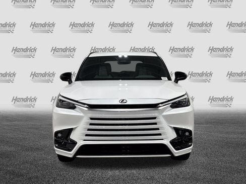 New 2026 Lexus TX 500h AWD image 5