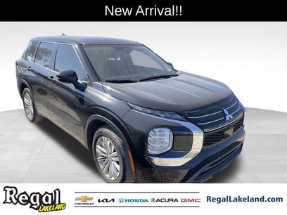 Used 2024 Mitsubishi Outlander ES