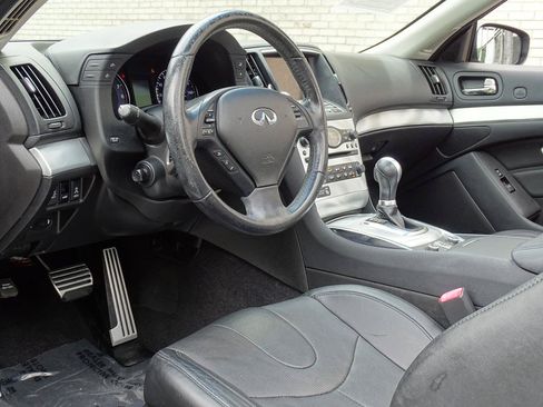 Used 2013 INFINITI G37 Convertible w/ Premium Pkg RWD image 12