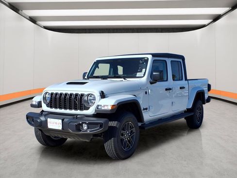 New 2026 Jeep Gladiator Sport AWD/4WD image 3