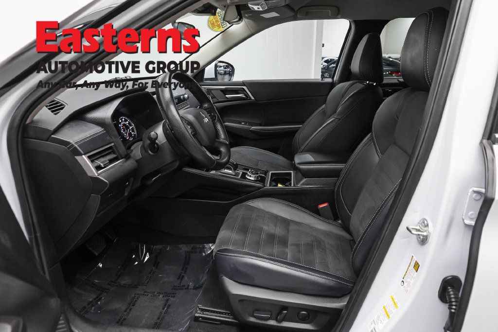 Used 2024 Mitsubishi Outlander SE FWD image 16