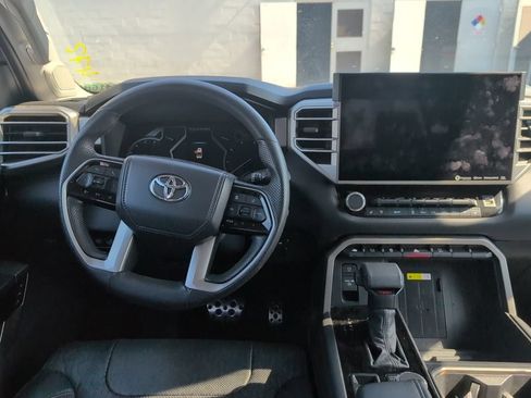 Used 2023 Toyota Tundra Limited AWD/4WD image 12