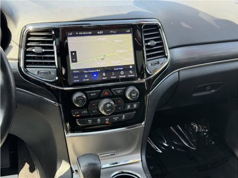 Used 2020 Jeep Grand Cherokee Limited w/ Luxury Group II RWD image 41