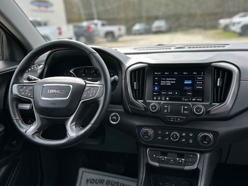 Used 2024 GMC Terrain AT4 AWD/4WD image 11