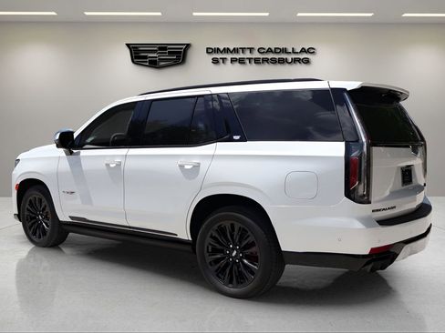 Used 2024 Cadillac Escalade V w/ LPO, ONYX Package AWD/4WD image 3