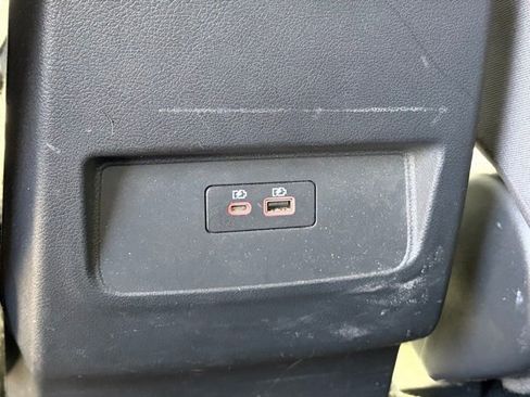 Used 2024 Nissan Frontier SV image 24