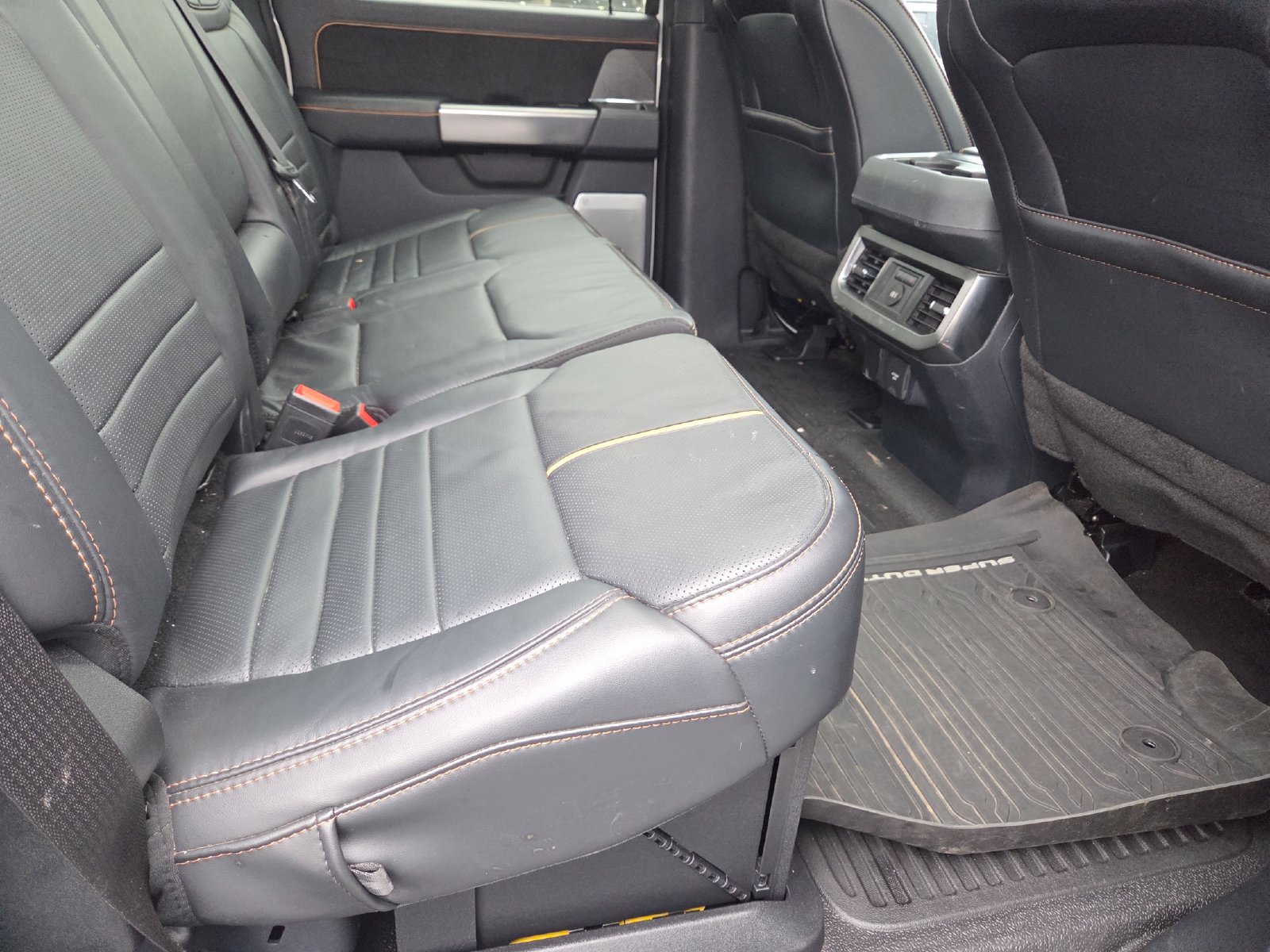 Used 2024 Ford F350 Platinum w/ FX4 Off-Road Package AWD/4WD image 26