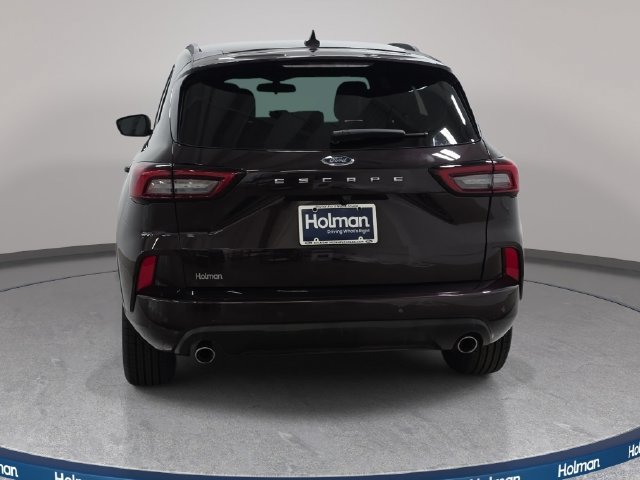 Used 2023 Ford Escape ST-Line w/ Tech Pack #1 FWD image 7
