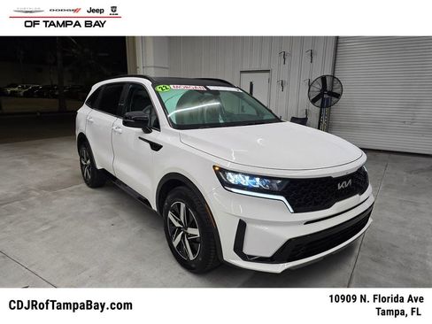 Used 2022 Kia Sorento S w/ Panoramic Sunroof Package FWD image 1