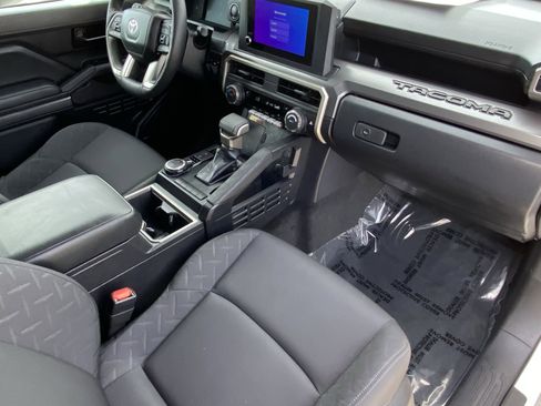Certified 2024 Toyota Tacoma SR5 image 9