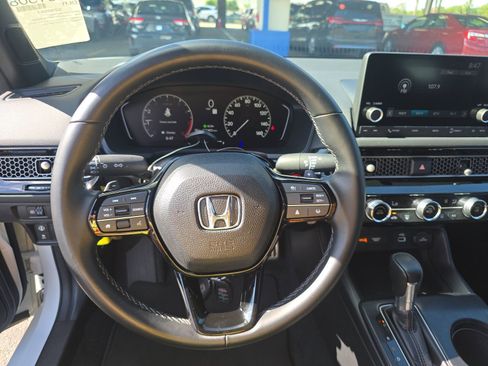 Used 2023 Honda Civic Sport image 10