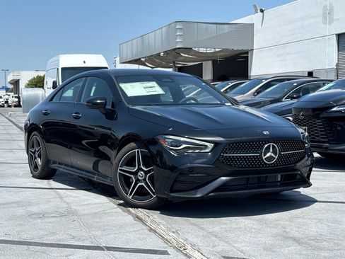 Used 2025 Mercedes-Benz CLA 250 image 2